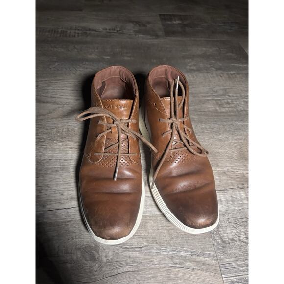brown leather Cole Haan Grand Tour Chukka boots Size 9.5